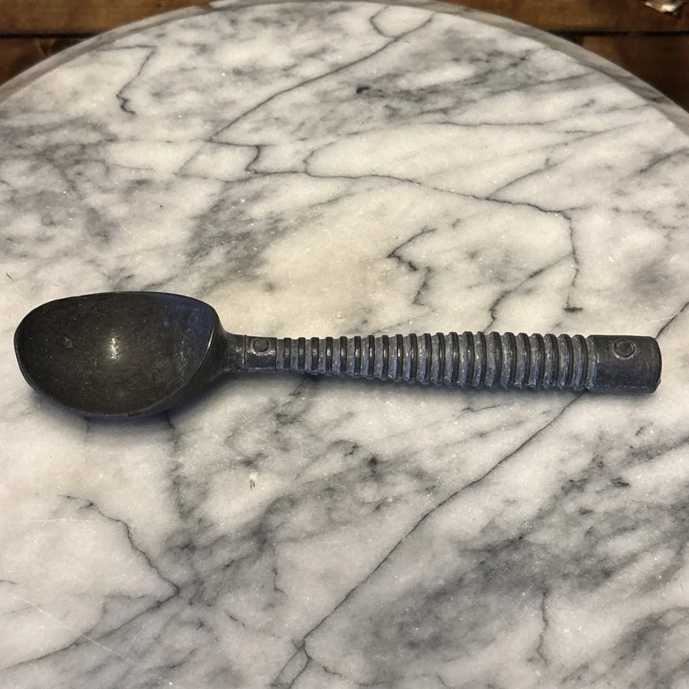 VTG 50s MCM Aluminum Ice Cream Scoop Ribbed 7